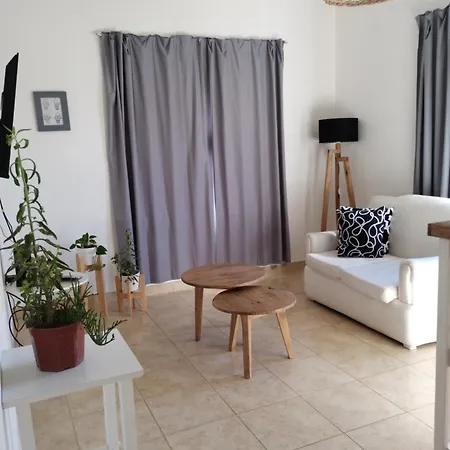 Golondrinas Suites, Depto Centrico Con Ascensor, Balcon Y Cochera Tandil Exterior photo